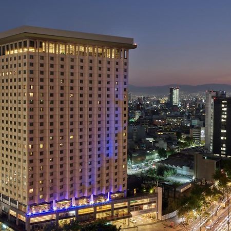 Fiesta Americana Reforma Mexico City Exteriör bild The hotel at night