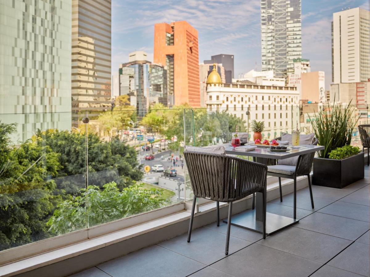 Fiesta Americana Reforma Mexico City Exteriör bild The rooftop terrace at the Hotel Indigo San Diego
