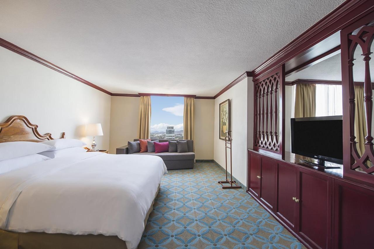 Fiesta Americana Reforma Mexico City Exteriör bild Deluxe Room
